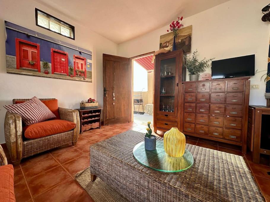 산타크루스데 테네리페 Peaceful Oasis With Magical Sea Views And A Pool 빌라 외부 사진