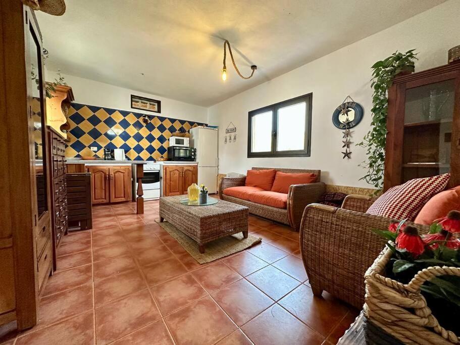 산타크루스데 테네리페 Peaceful Oasis With Magical Sea Views And A Pool 빌라 외부 사진