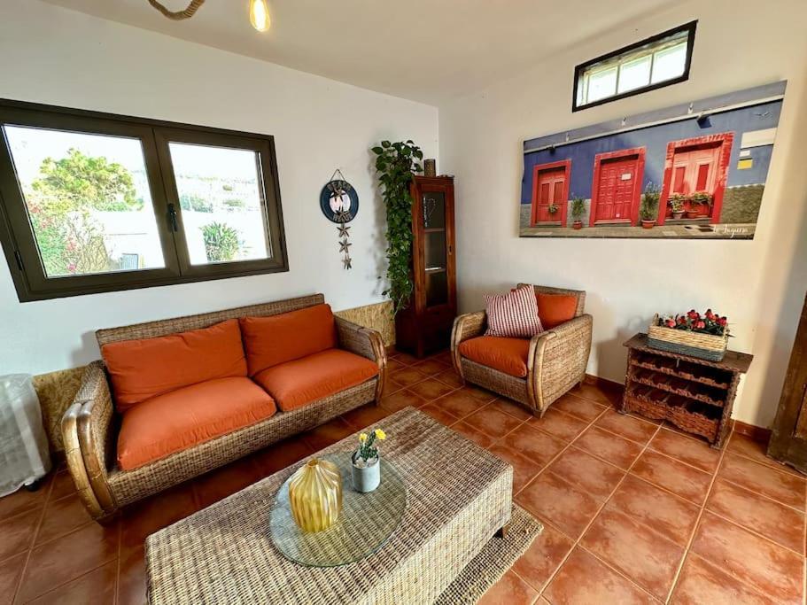산타크루스데 테네리페 Peaceful Oasis With Magical Sea Views And A Pool 빌라 외부 사진