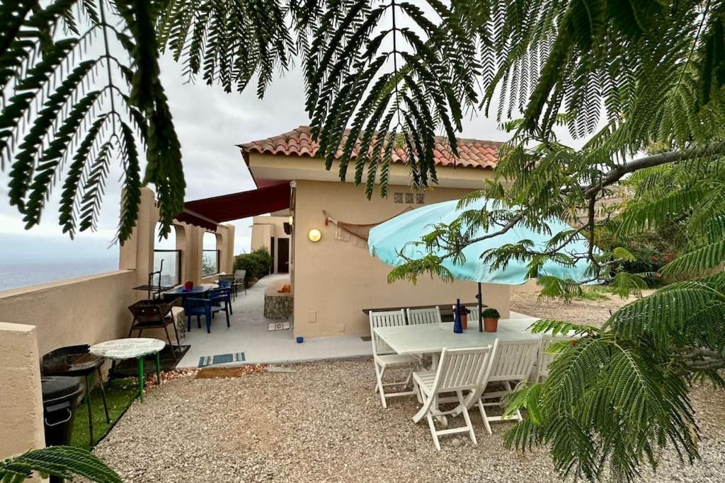 산타크루스데 테네리페 Peaceful Oasis With Magical Sea Views And A Pool 빌라 외부 사진